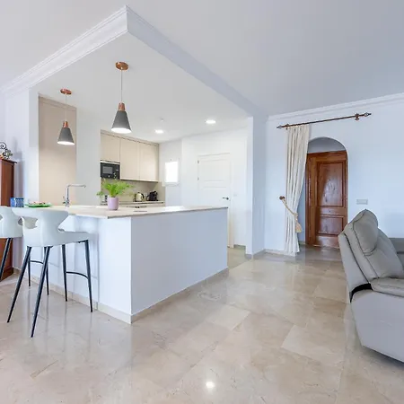 Fantastic 4 Bed La Cala Hills פואנגירולה